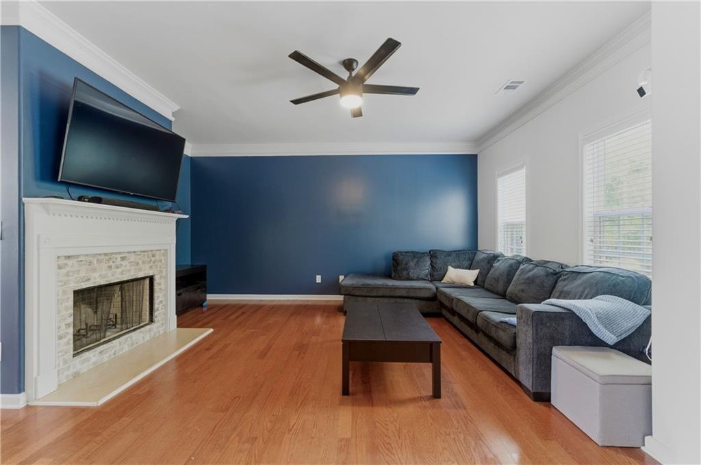 4247 Chatham Ridge Drive Property Photo 3