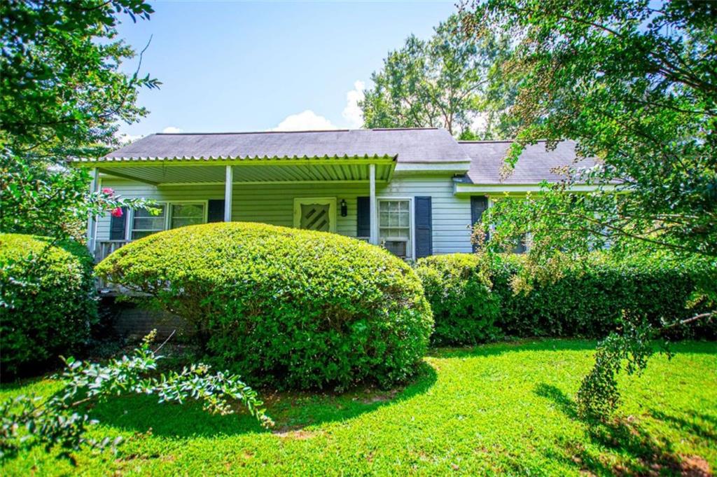 53 Garrett Lane Property Photo 3