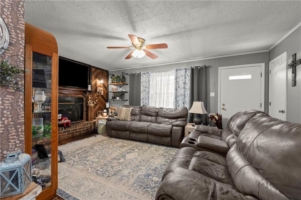25 Dubignon Drive Property Photo 5