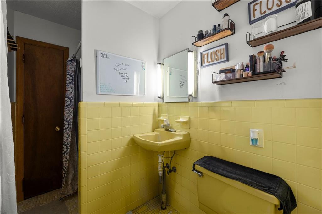 25 Dubignon Drive Property Photo 21