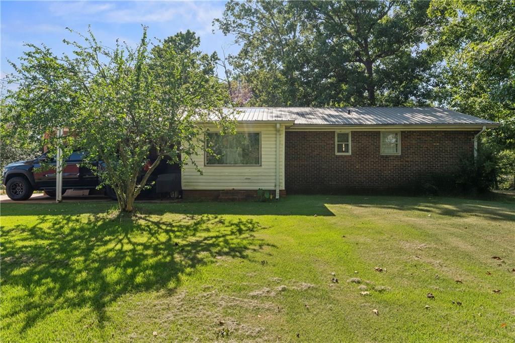 25 Dubignon Drive Property Photo 24