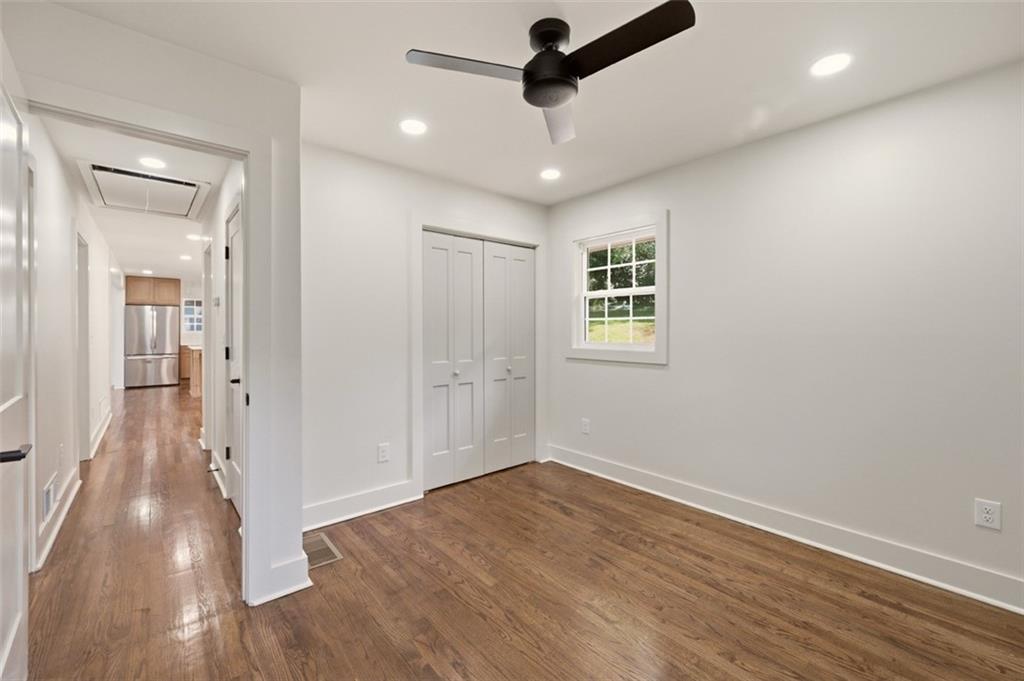 215 Valley Drive Property Photo 18