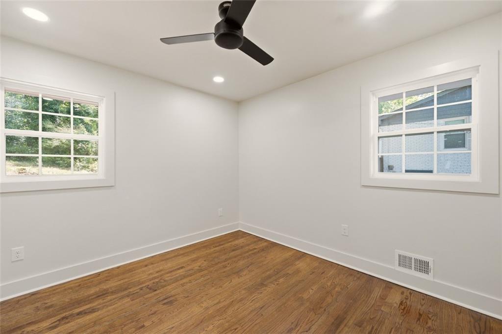 215 Valley Drive Property Photo 21