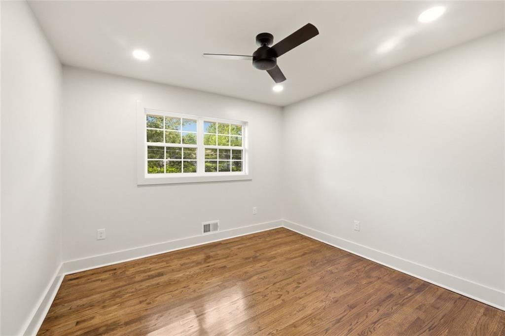 215 Valley Drive Property Photo 23