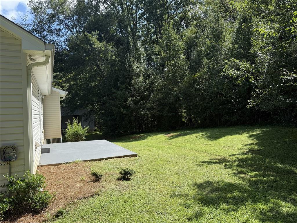 4411 Whitmire Circle Property Photo 2