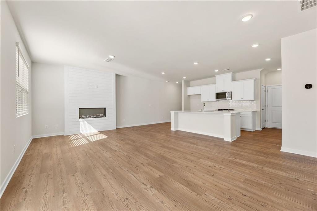 2070 Underwood Drive Unit 27 Property Photo 5