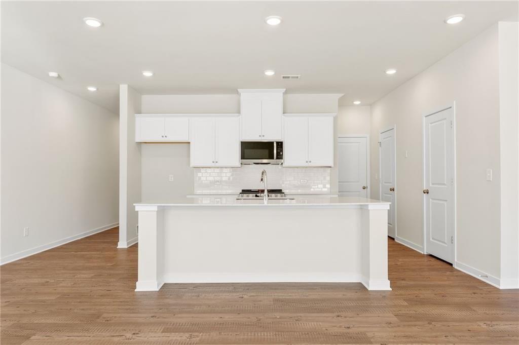 2070 Underwood Drive Unit 27 Property Photo 6