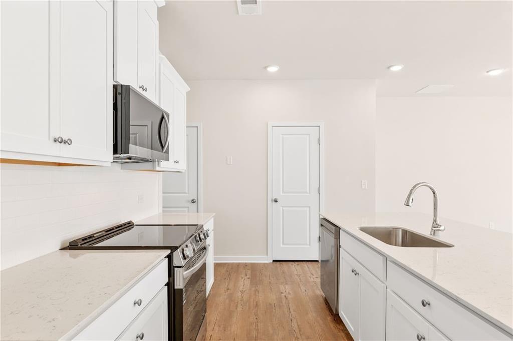 2070 Underwood Drive Unit 27 Property Photo 8
