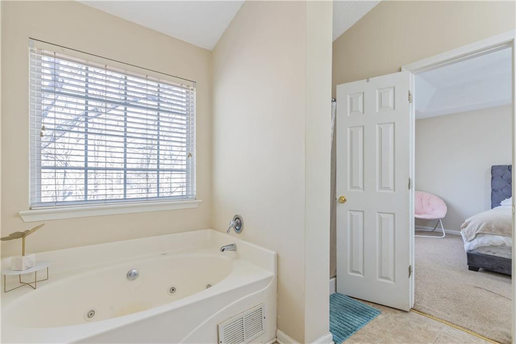 7766 Carnegie Drive Property Photo 10