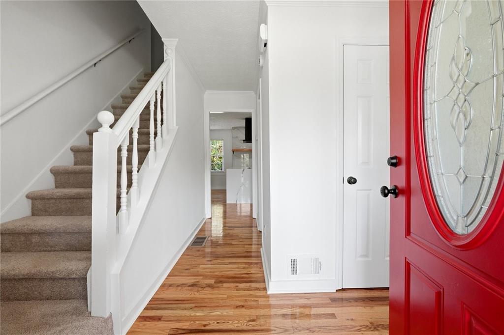 3022 Meadowsweet Trail Property Photo 4