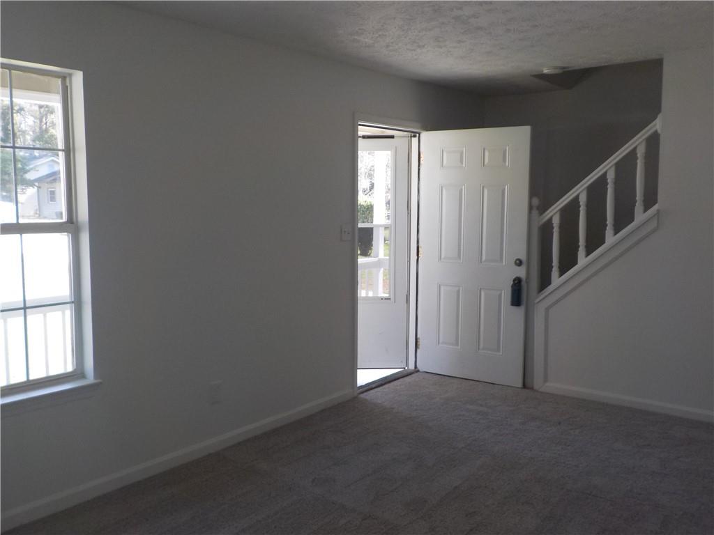 2169 Victoria Place Property Photo 4
