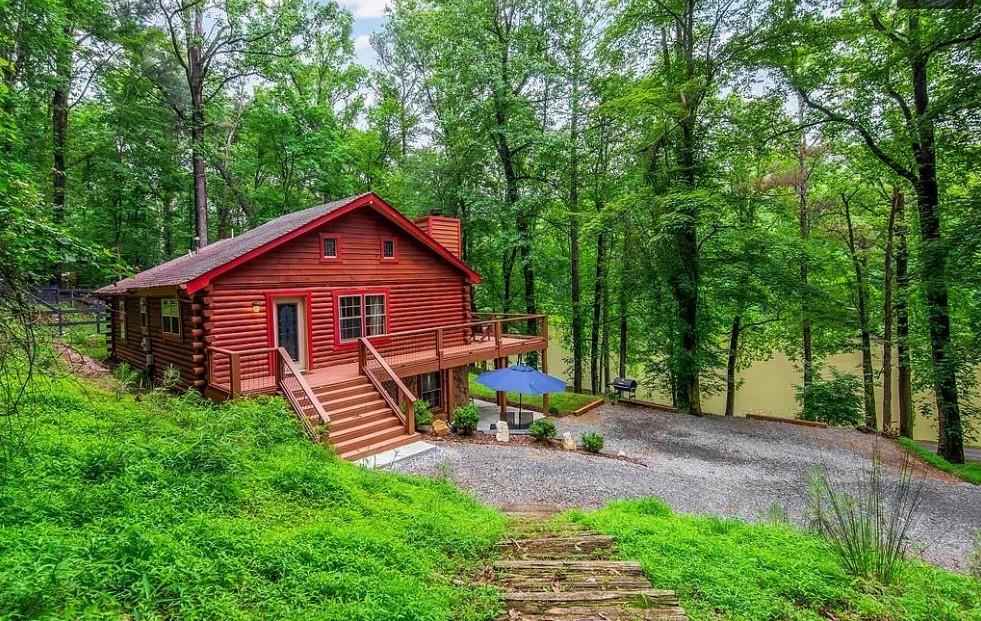 165 Timberwalk Drive Property Photo 1
