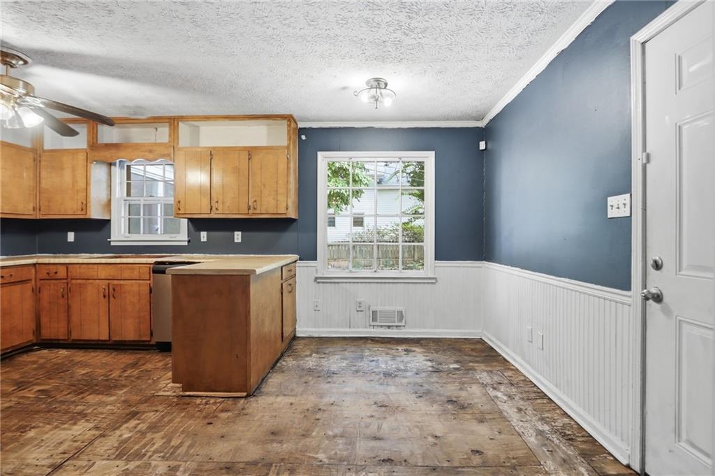 2029 Abington Lane Property Photo 13
