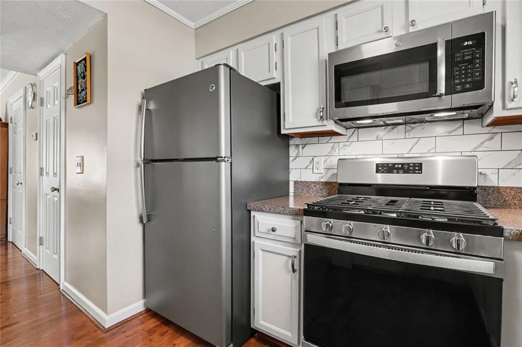 6139 Winfield Court Property Photo 12