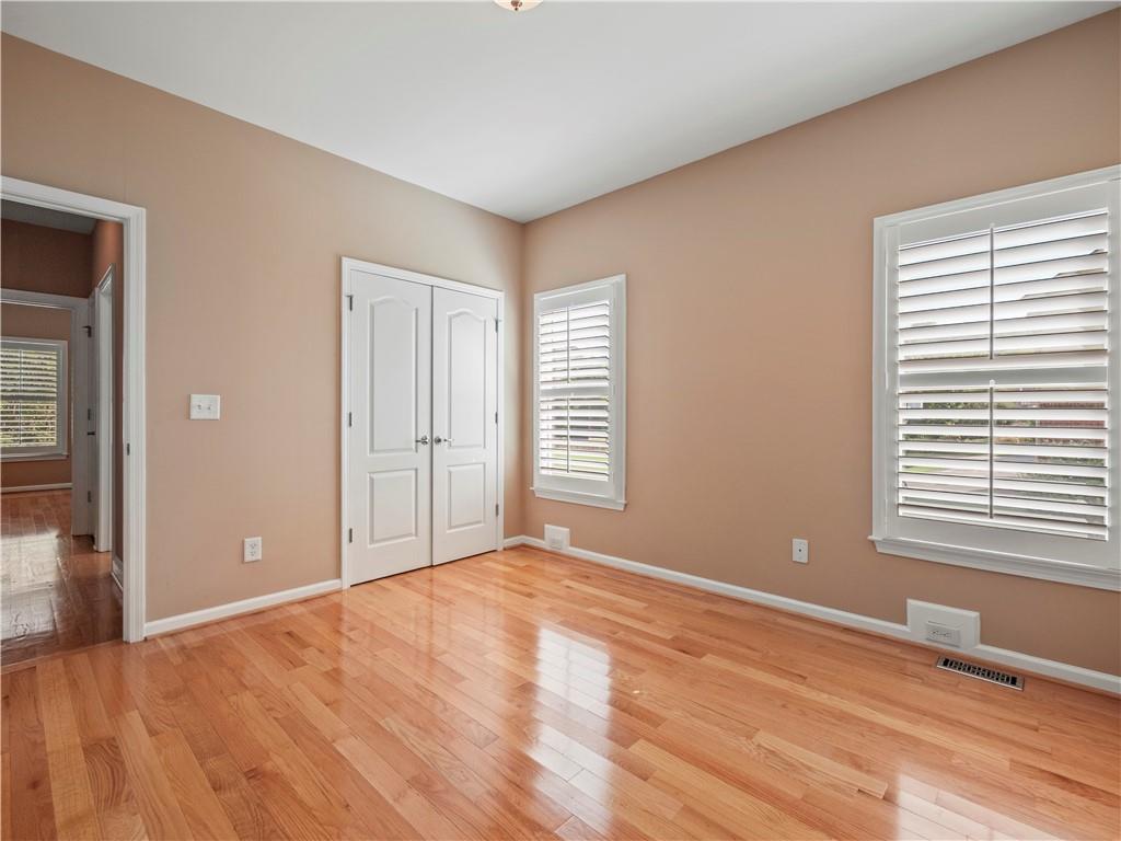 100 Cole Point Property Photo 18