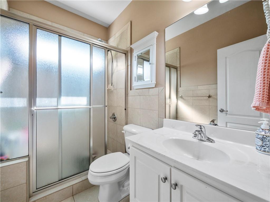 100 Cole Point Property Photo 20