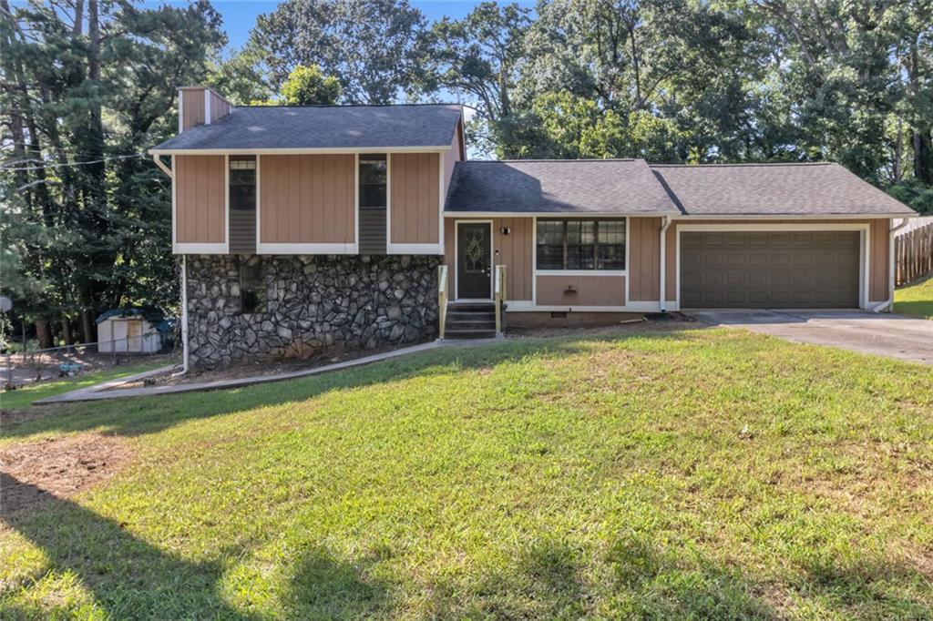 631 Brighton Drive NW Property Photo 1