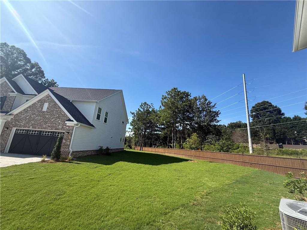 4835 Rosarian Drive Property Photo 6
