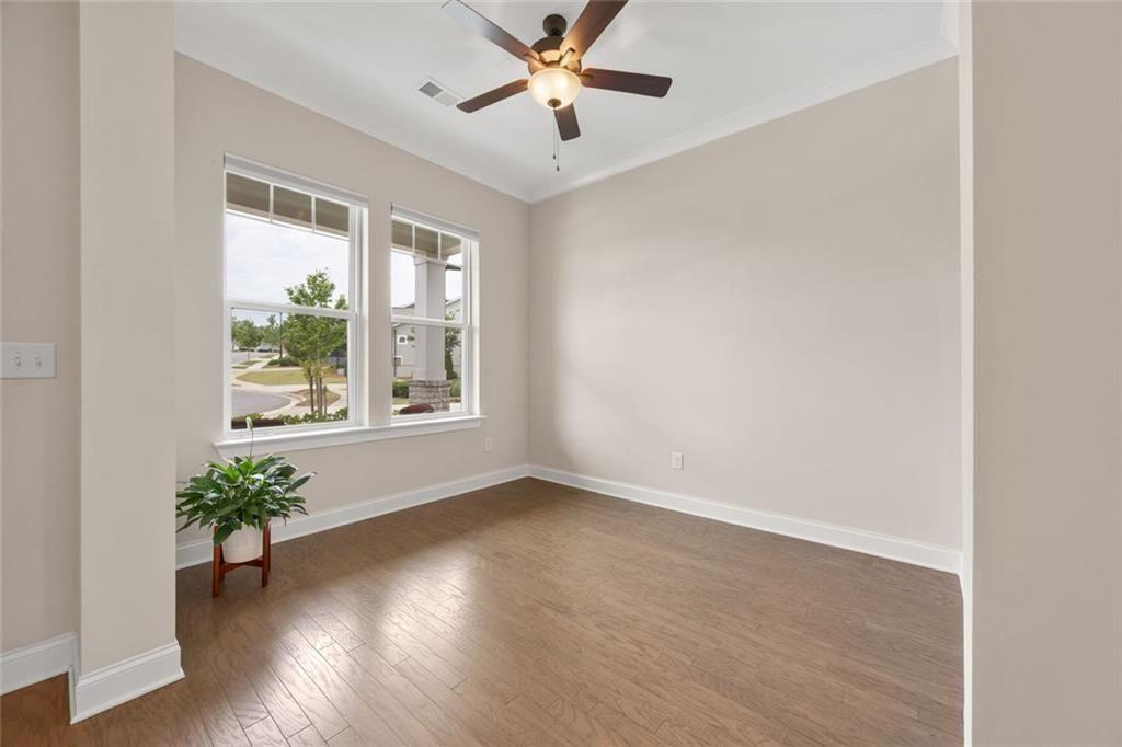 6853 River Rock Drive Property Photo 8
