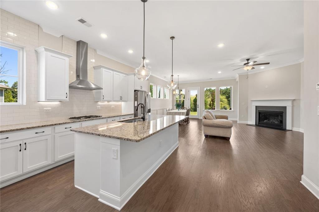 6853 River Rock Drive Property Photo 10