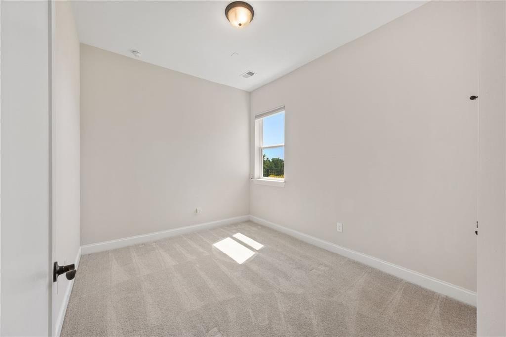 6853 River Rock Drive Property Photo 27