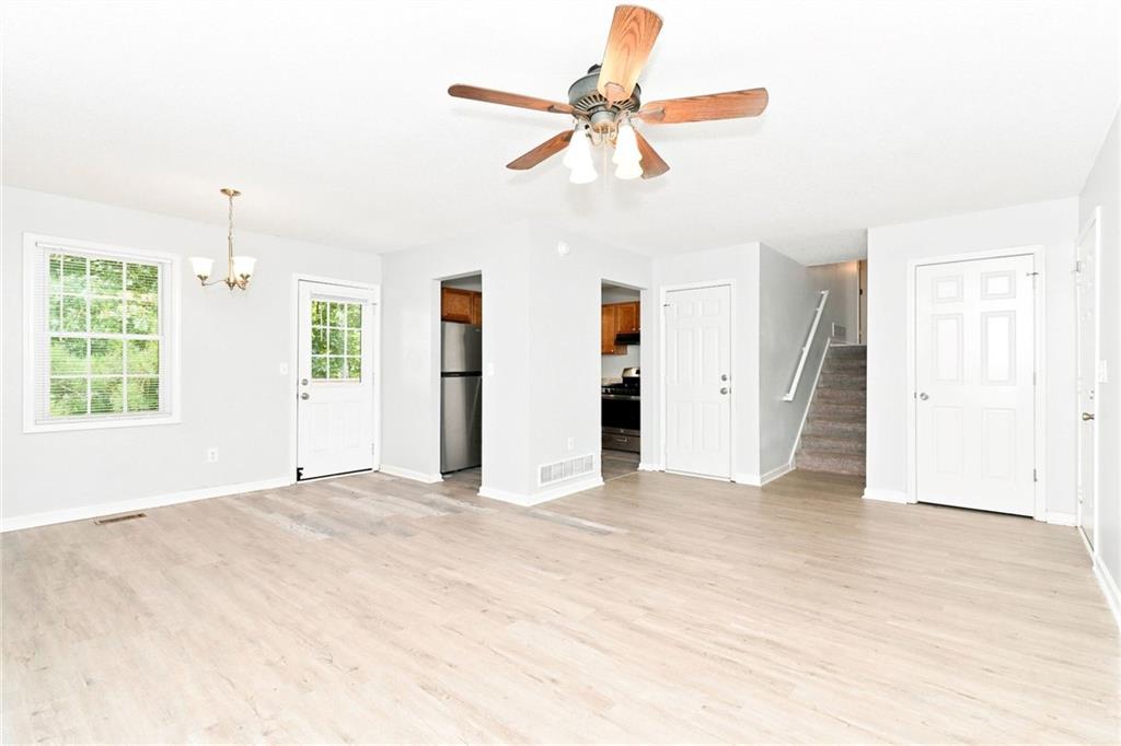 229 Hampton Drive Property Photo 5