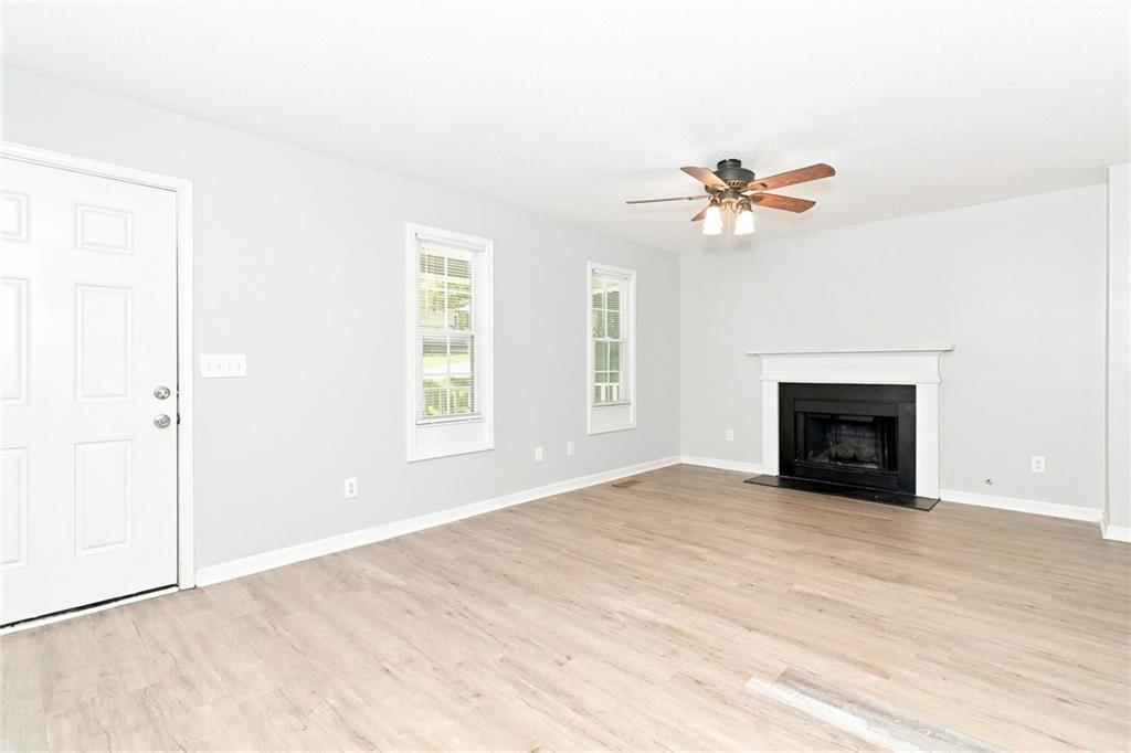 229 Hampton Drive Property Photo 7