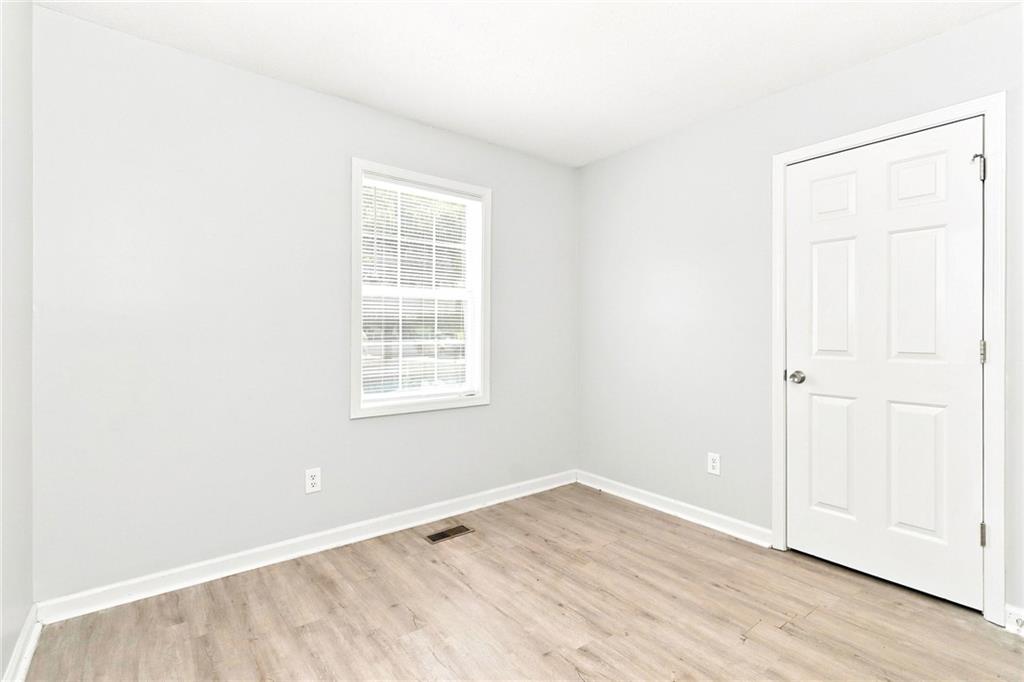 229 Hampton Drive Property Photo 11