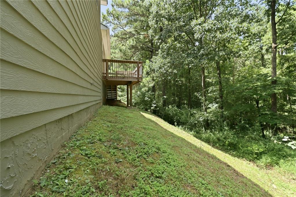 229 Hampton Drive Property Photo 15