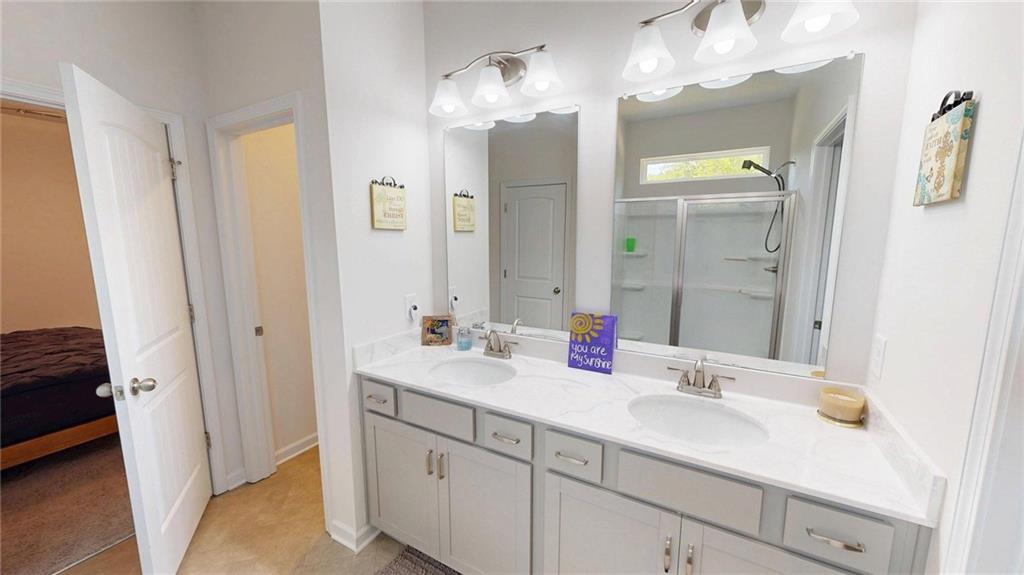 662 Blackshear Trl Property Photo 14