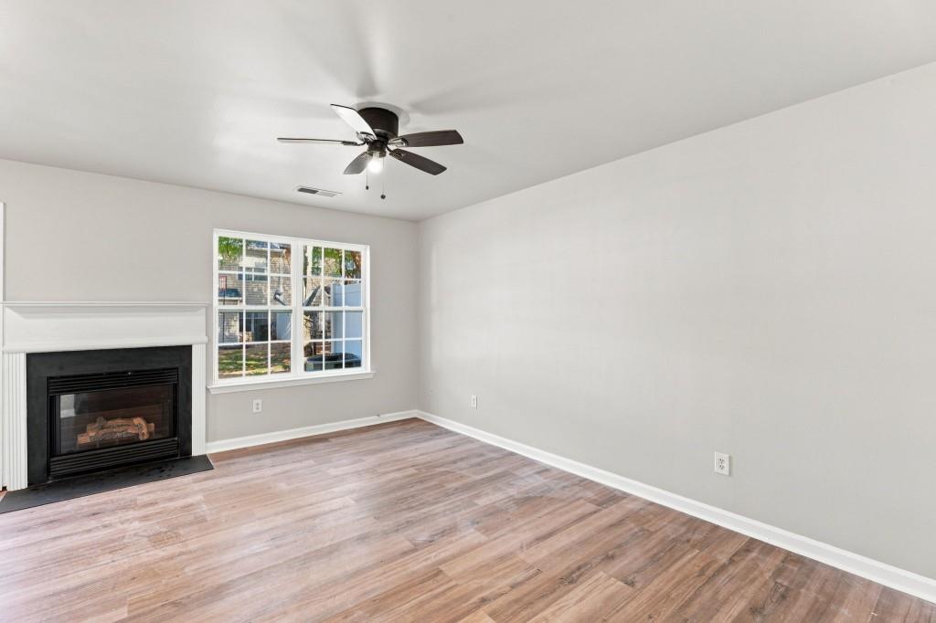 6886 Gallant Circle Se Unit 20 Property Photo 5
