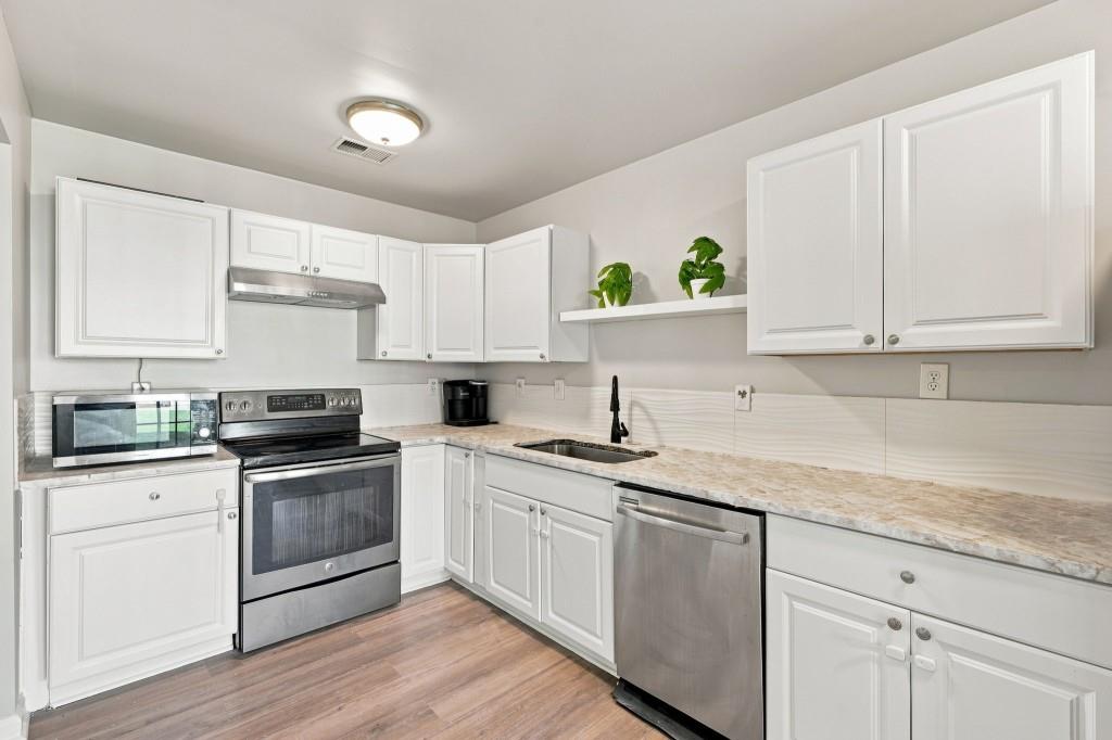 6886 Gallant Circle Se Unit 20 Property Photo 10