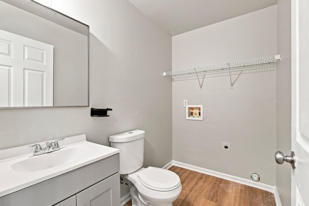 6886 Gallant Circle Se Unit 20 Property Photo 14
