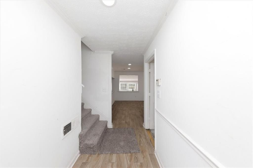 6326 Steepleridge Court Property Photo 3