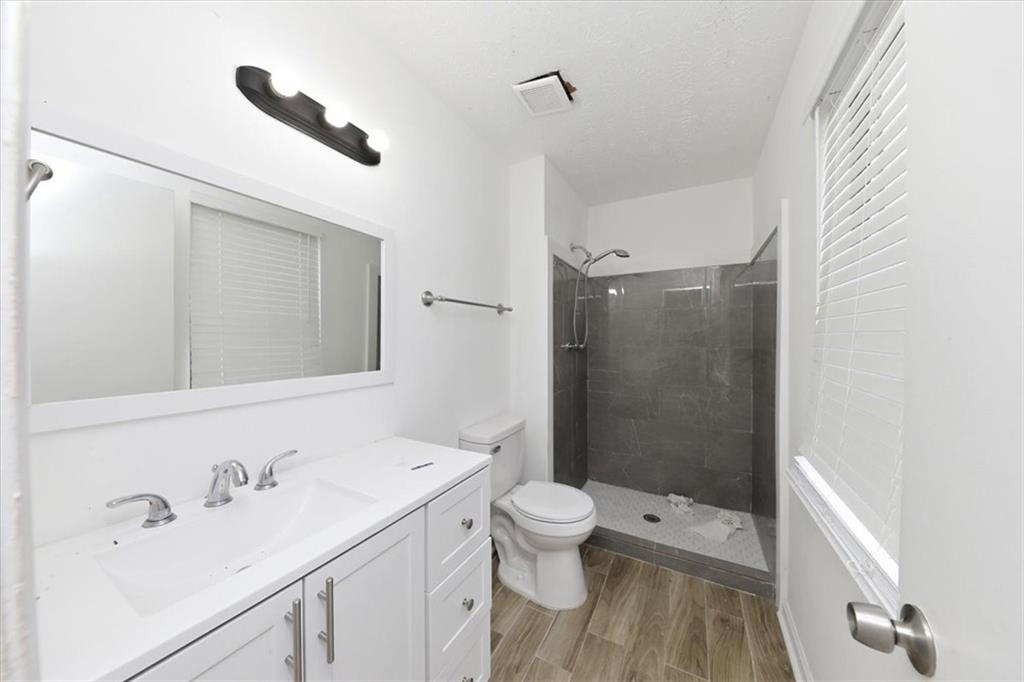 6326 Steepleridge Court Property Photo 18