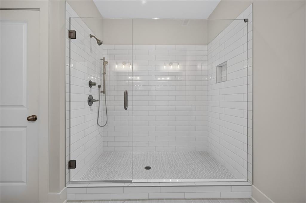 4767 E Reed Road Property Photo 30