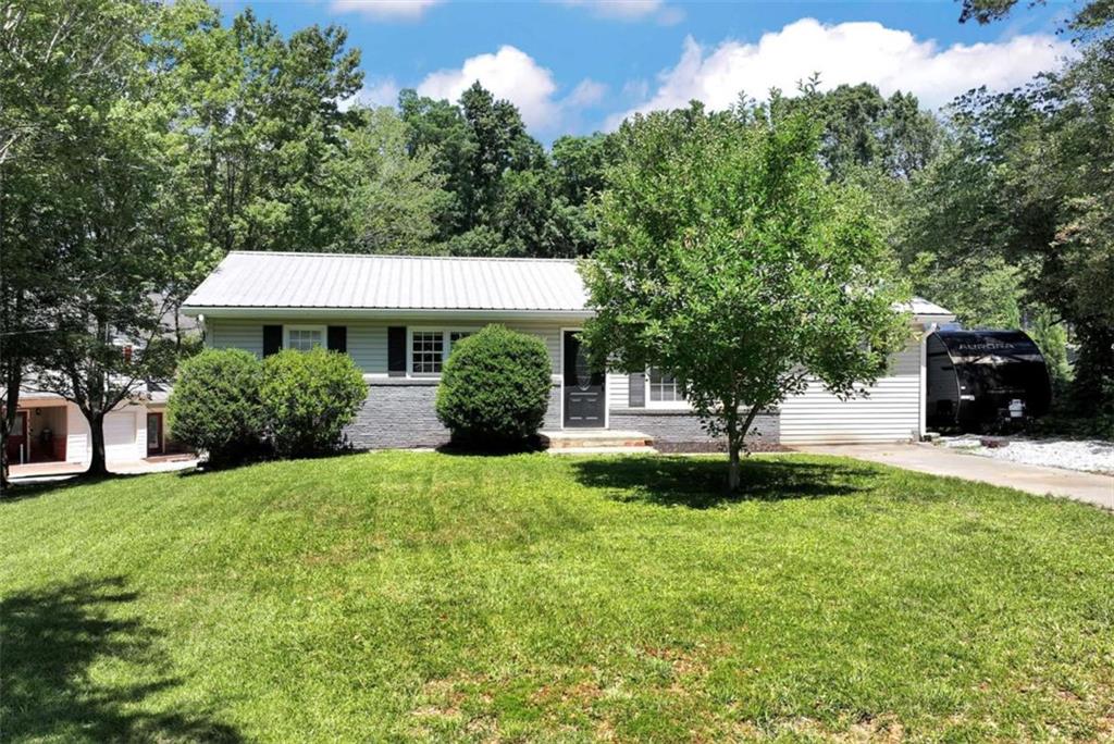 295 Tower Heights Road Property Photo 1