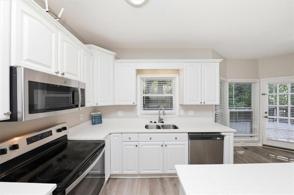 245 St Martins Drive Se Property Photo 19