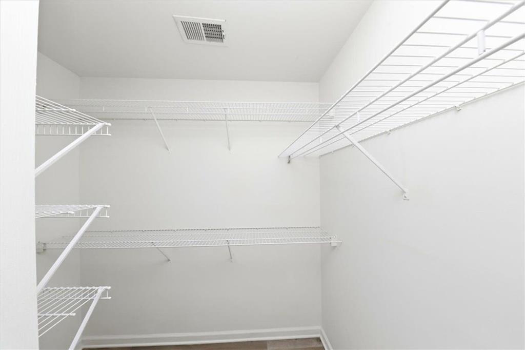 245 St Martins Drive Se Property Photo 36