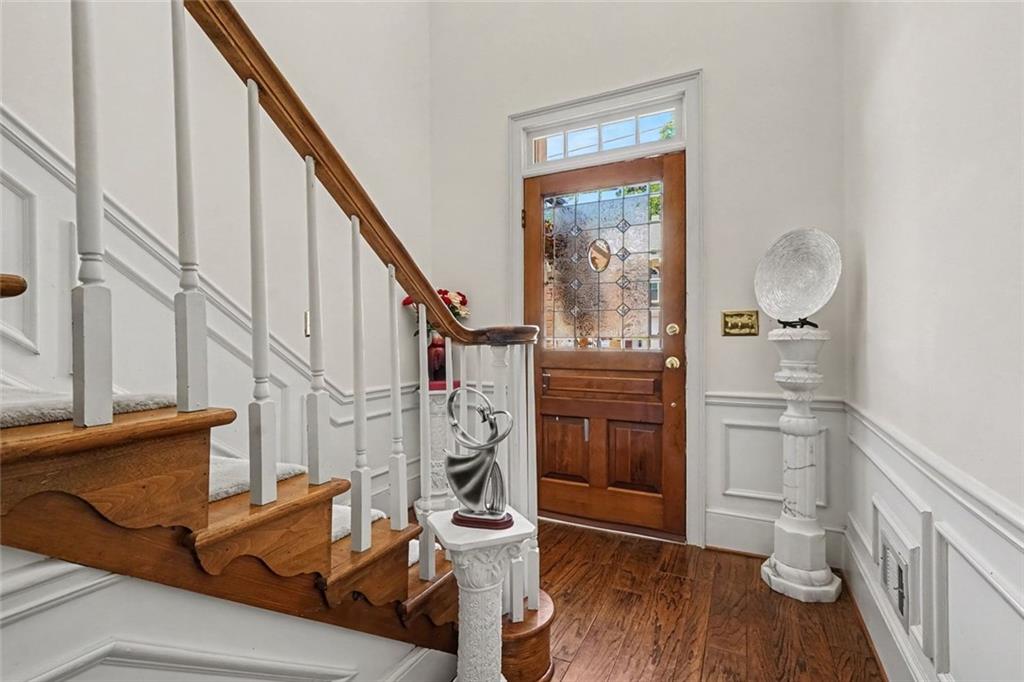 4359 Hambrick Place Property Photo 3