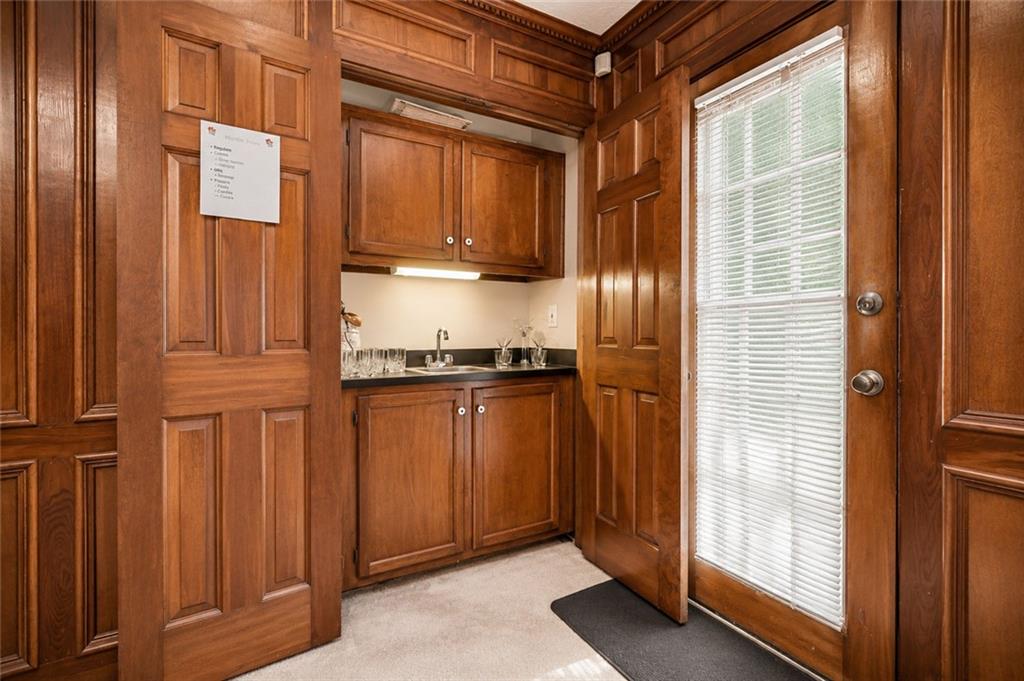 4359 Hambrick Place Property Photo 7