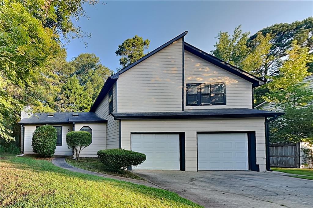 4841 Chapelle Court Property Photo 1