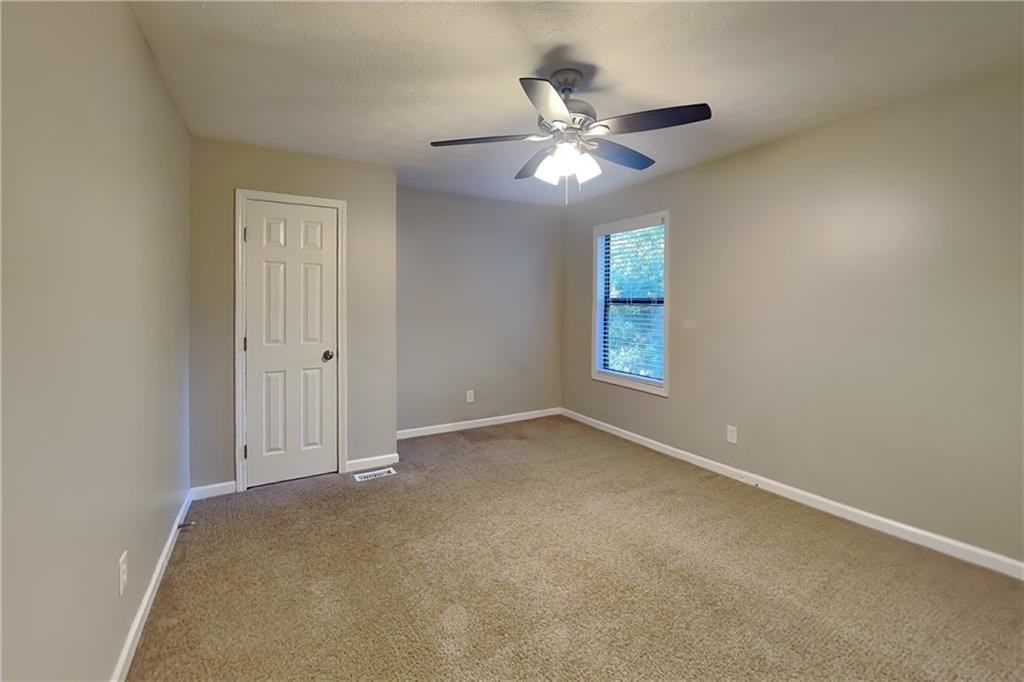 4841 Chapelle Court Property Photo 8