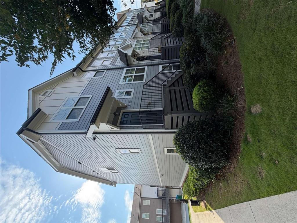 3782 Oxford Circle Property Photo 2