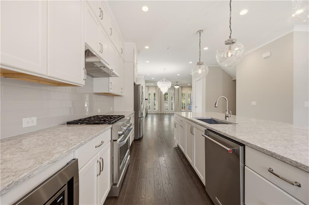 170 Cole Street Ne Unit 3 Property Photo 1