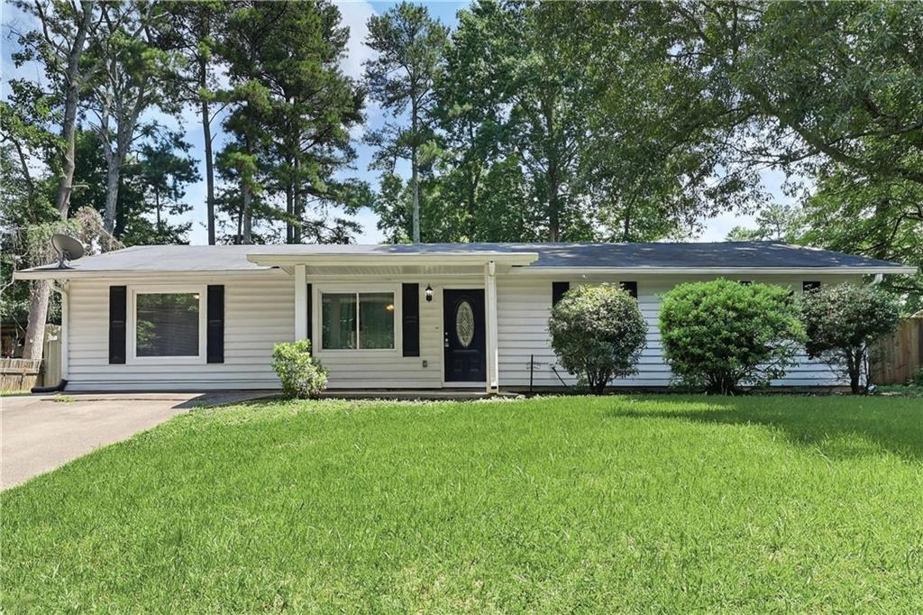 3733 Memorial Parkway Nw Property Photo 1