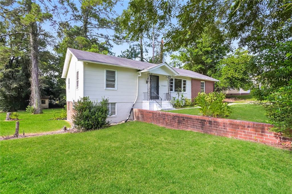 3662 Brownley Drive Property Photo 3