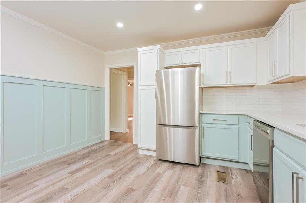 3662 Brownley Drive Property Photo 8