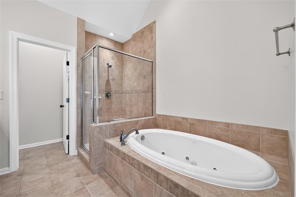 1012 Merrivale Chase Property Photo 44