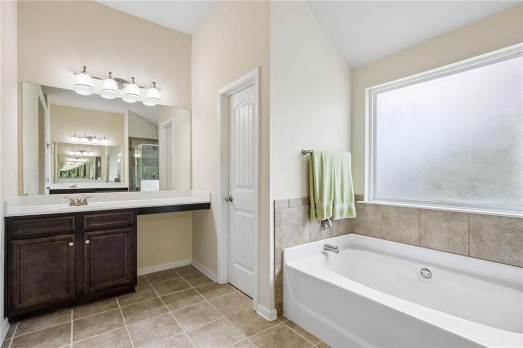 5943 Lexington Way Property Photo 39